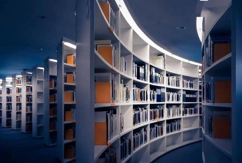 新課改背景下“四課一體”的智慧化實(shí)踐路徑 說(shuō)課、講課、聽(tīng)課、評(píng)課與互聯(lián)網(wǎng)科技創(chuàng)新的融合探索